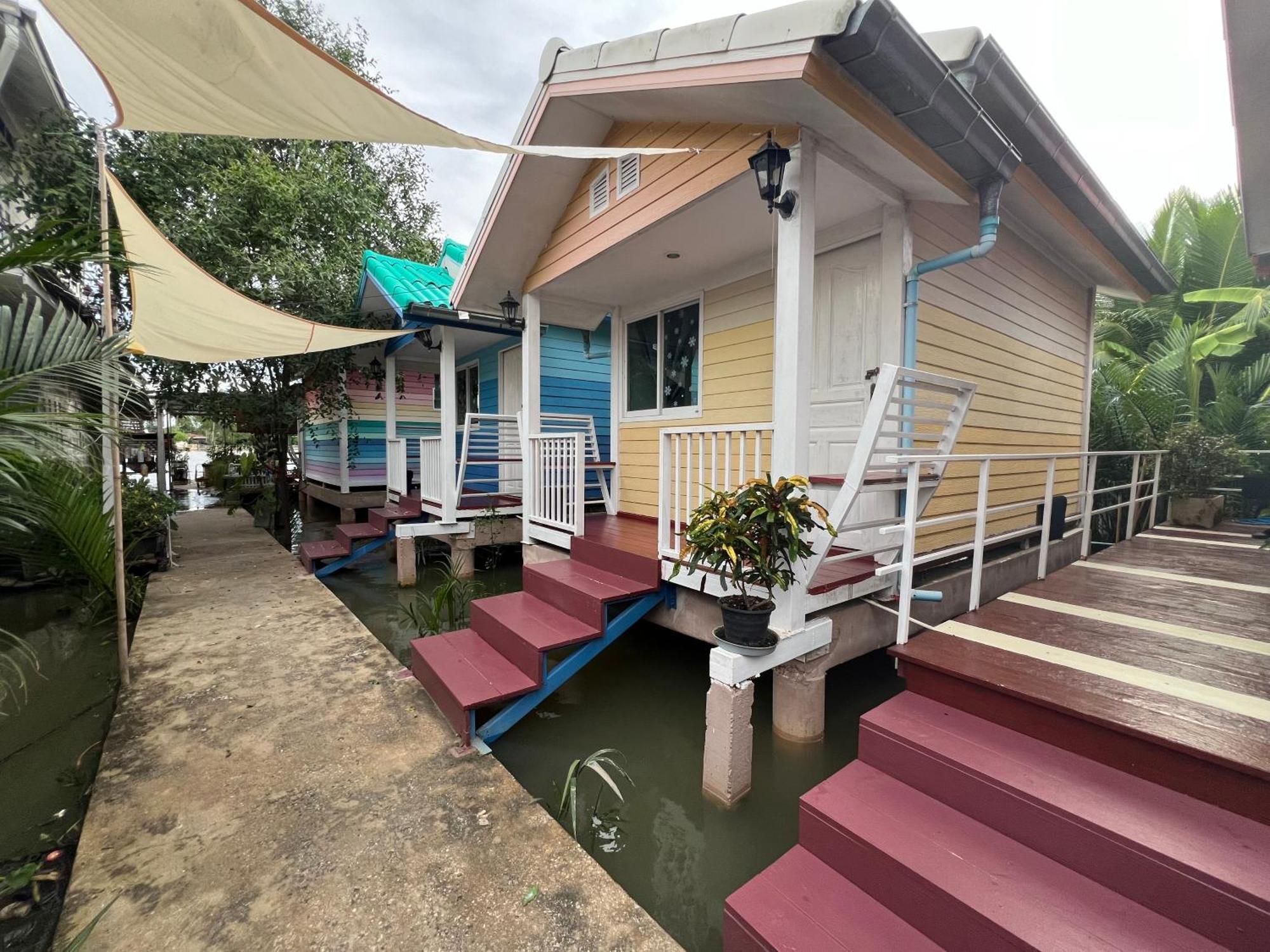 Hotel Se'Sun Amphawa Exterior foto